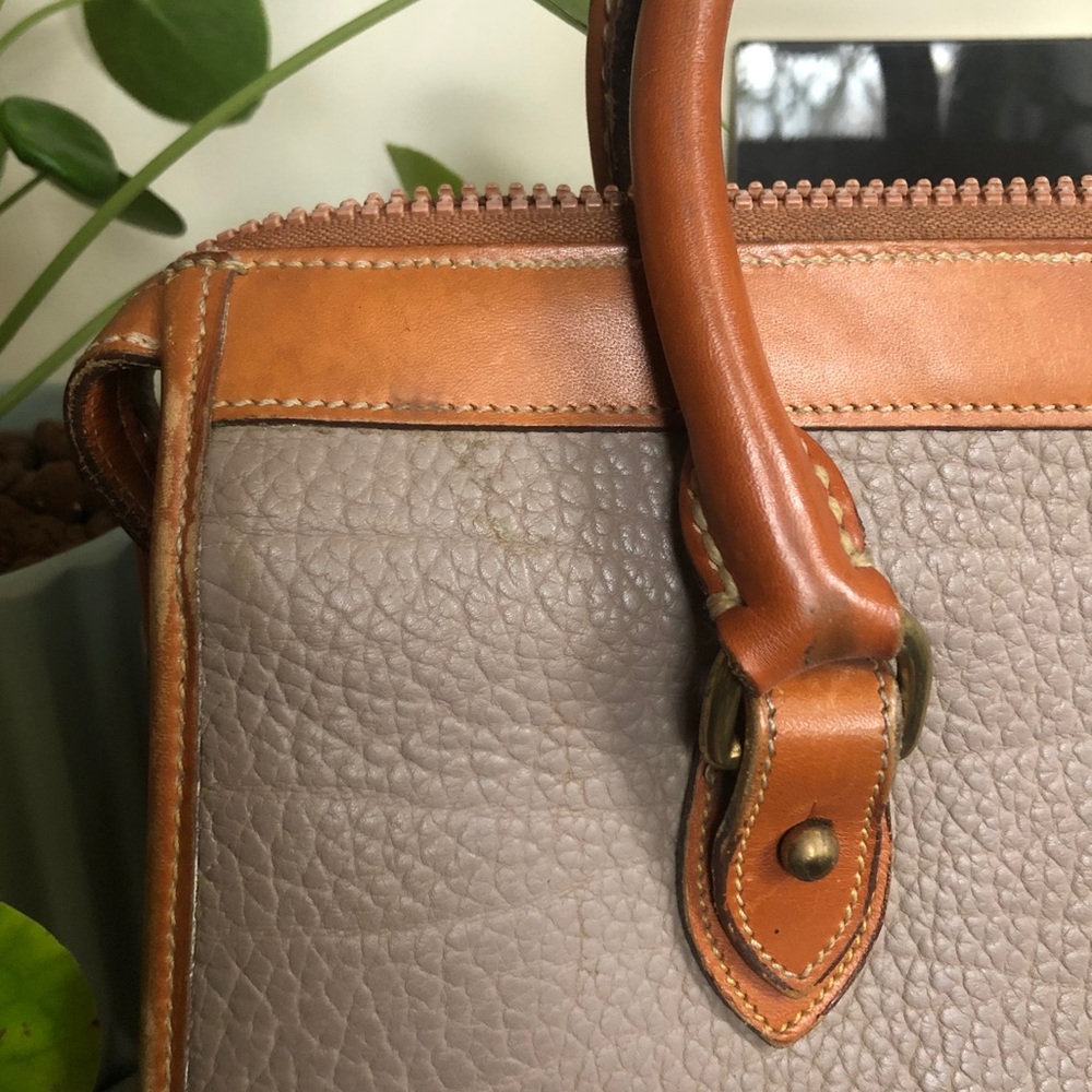 Dooney & Bourke Vintage Pale Lavender Satchel - Picture 12 of 13